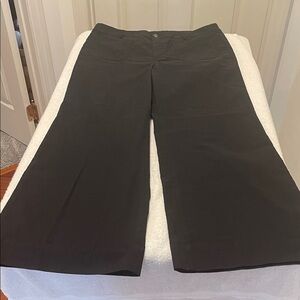 NWT Wide Leg High Rise Patch Pocket Front Black Trendy Preppy Old Money 32 W